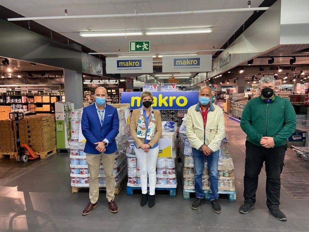 La Diputación y Makro distribuyen 1.700 kilos de alimentos a cuatro comedores sociales de la provincia