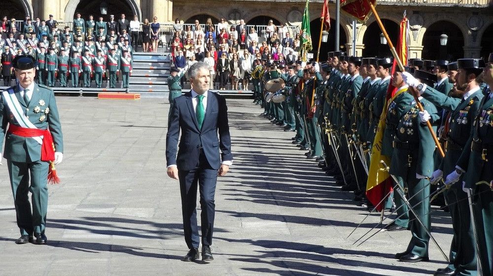El Consejo de Ministros autoriza los tatuajes visibles y los pendientes en la Guardia Civil tanto para hombres como para mujeres