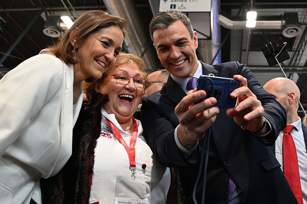 El presidente del Gobierno augura que 2023 será "el año del gran impulso" del turismo, que volverá a cifras récord en llegadas y gasto