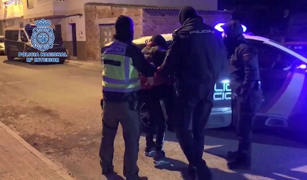 Detenido el día de Navidad un marroquí en Castellón por amenazar a los viandantes con un machete al grito de "Alá es grande"