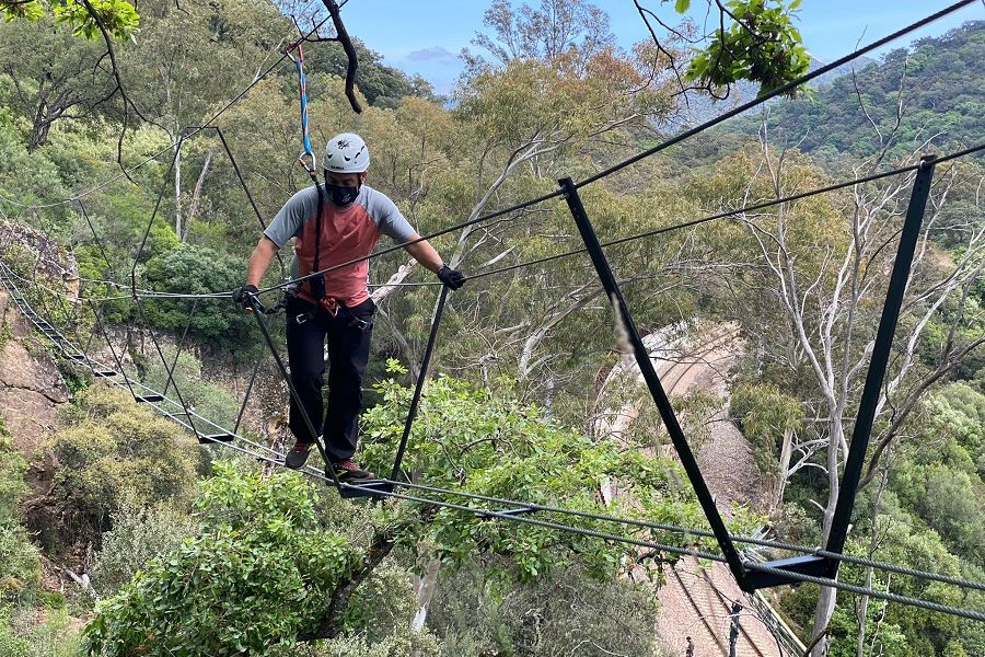 La Diputación aumenta la oferta de turismo activo de la provincia con una nueva vía ferrata en El Colmenar