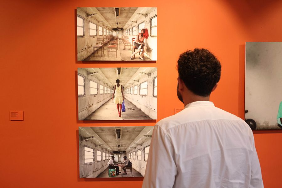 La Diputación de Málaga reúne a 36 artistas contemporáneos en Ozangé, la primera Bienal de Fotografía Africana en España