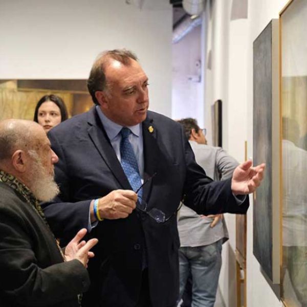 Inaugurada en Algeciras una exposición sobre los años que consagraron a Guillermo Pérez Villalta