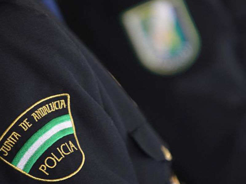 Termina la legislatura sin que el Gobierno central haya cumplido su palabra de firmar un nuevo convenio para la Policía Adscrita