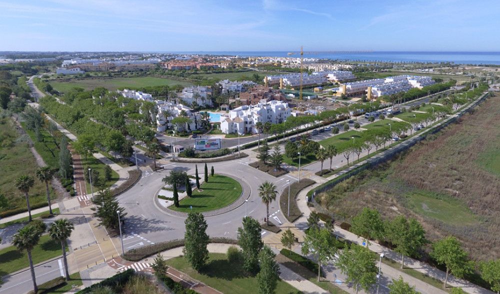 La Junta adjudica suelo residencial e industrial de AVRA por valor de 33,4 millones de euros