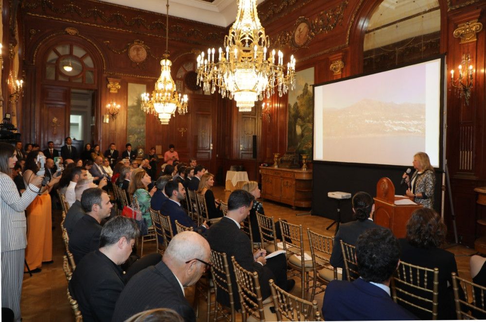 La alcaldesa destaca que Marbella refrendará su posicionamiento internacional como destino de turismo de salud y bienestar con el nuevo proyecto de Ilanga Capital en el Hotel Incosol