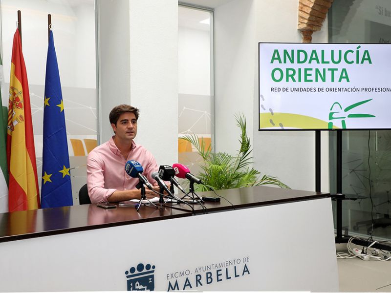 El Ayuntamiento renueva el programa de empleo Andalucía Orienta’ con una subvención de 283.000 euros