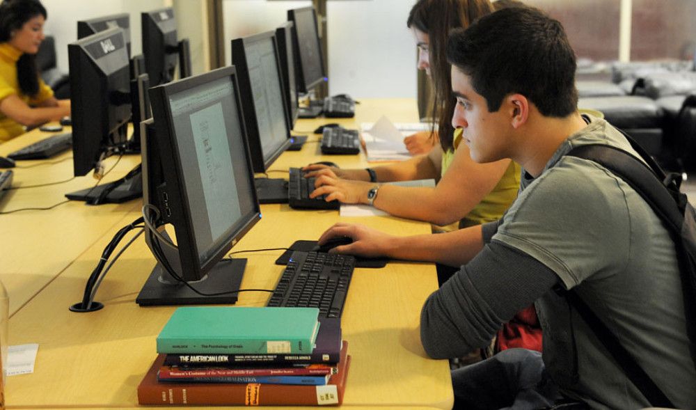 Registradas casi 26.000 solicitudes para cursar grados universitarios en el primer día de inscripción
