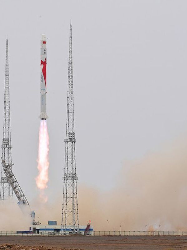 China revela su plan preliminar sobre su proyecto de alunizaje tripulado