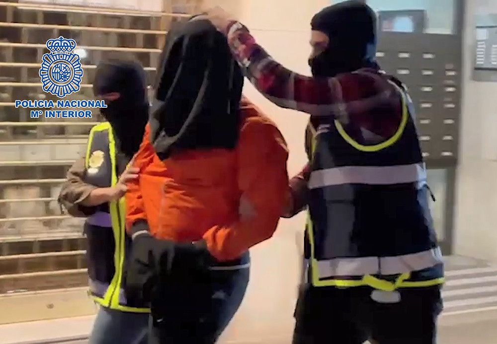 La Policía Nacional detiene a un hombre acusado de difundir postulados yihadistas