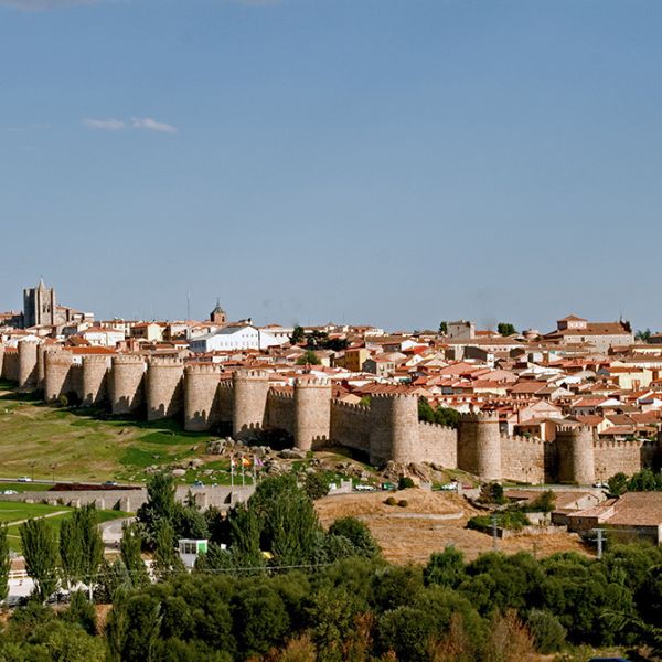 El Ministerio de Cultura aprueba obras de emergencia en las Murallas de Ávila
