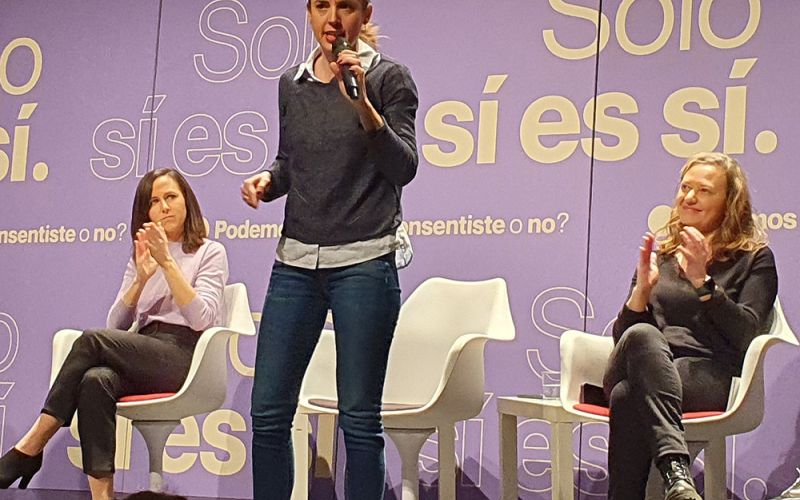 Inepta y arrogante