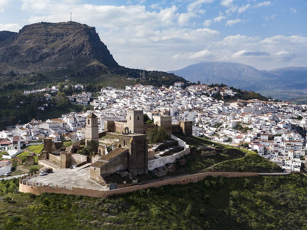 La Diputación financia con 734.000 euros un proyecto para promover actividades artesanas en Álora