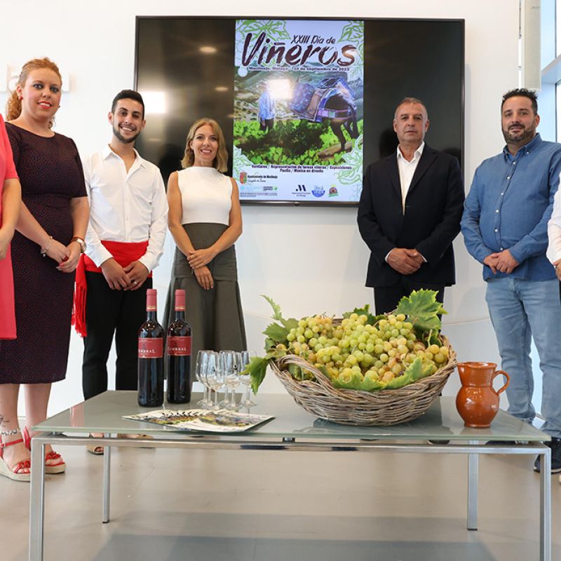 Moclinejo celebra este domingo el Día de Viñeros, una fiesta para rendir homenaje al vino y la pasa