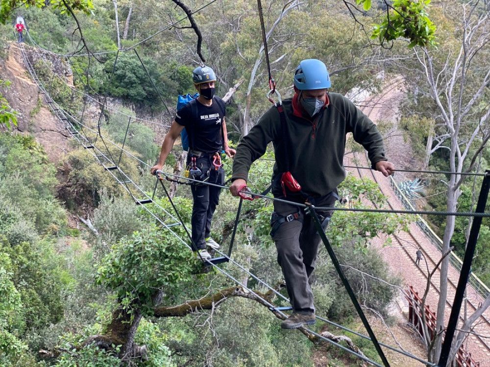 La Diputación aumenta la oferta de turismo activo de la provincia con una nueva vía ferrata en El Colmenar