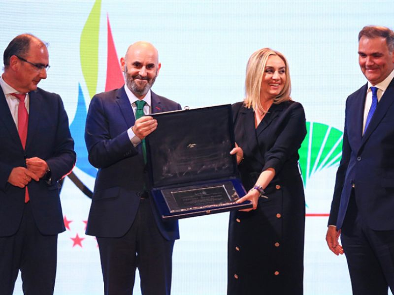 La estación de esquí de Sierra Nevada recibe el reconocimiento de la prensa deportiva
