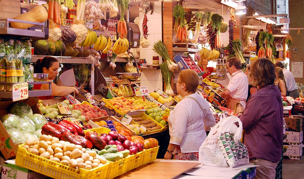 El Gobierno adjudica 104,52 M€ a 119 proyectos para modernizar los mercados municipales