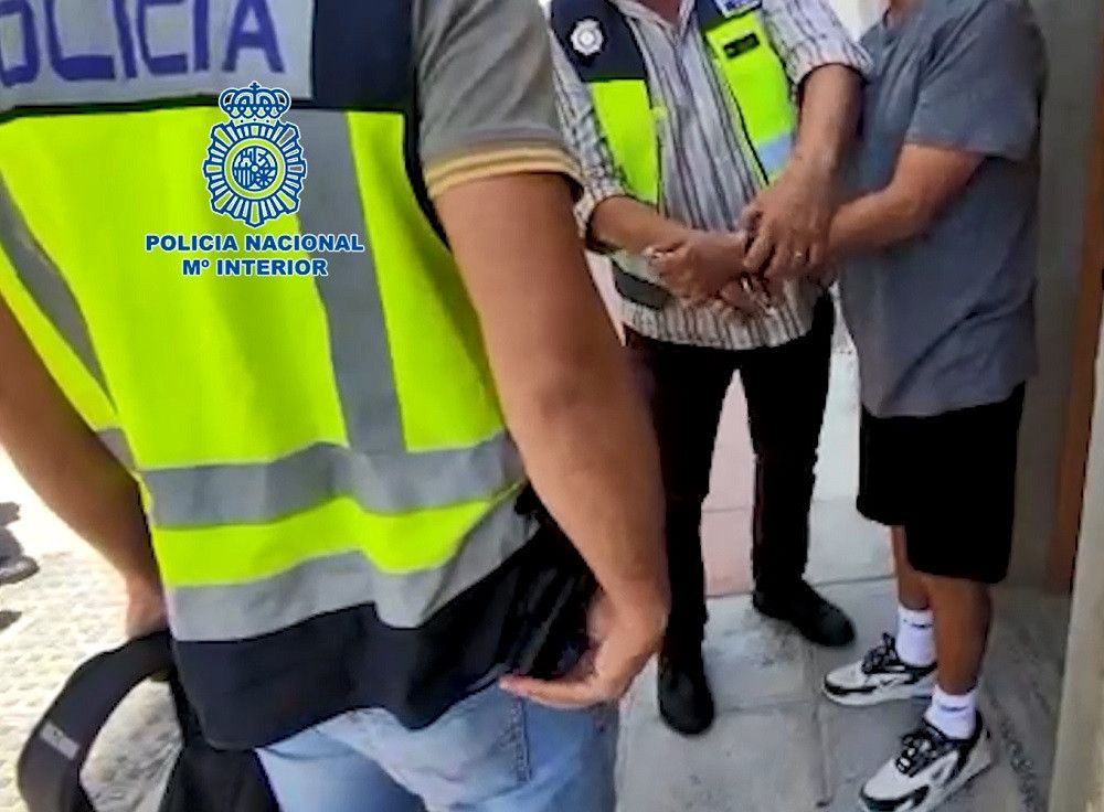 La Policía Nacional detiene en Estepona a un hombre por agredir sexualmente a niños a los que impartía clases particulares en su domicilio