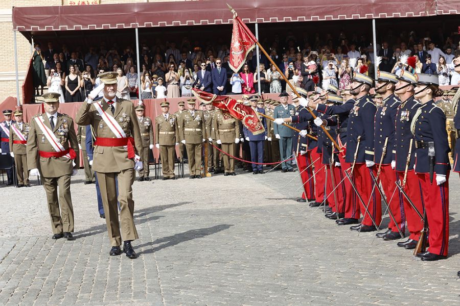 La princesa de Asturias jura bandera en la Academia Militar de Zaragoza