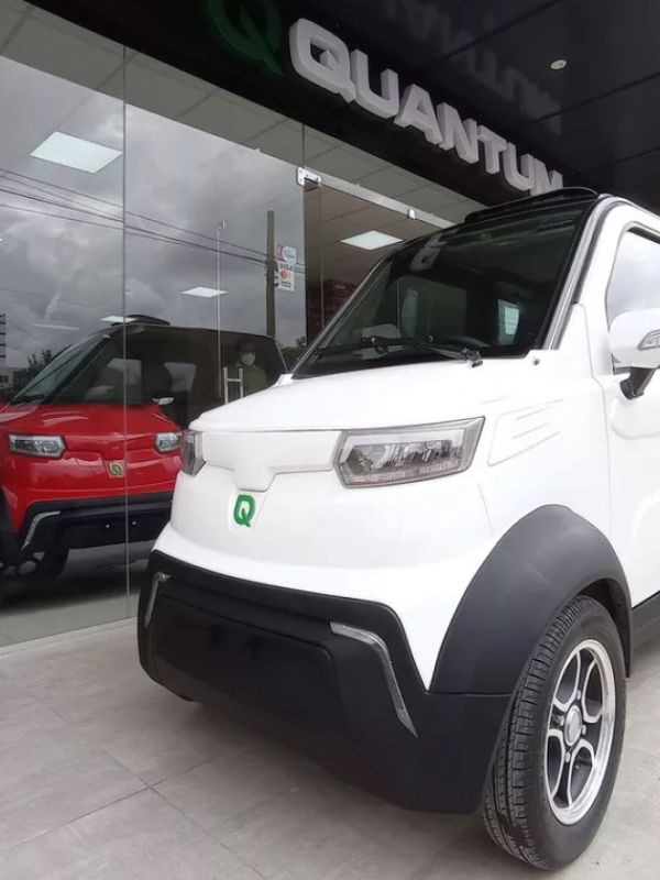 Bolivia y México fabrican el coche eléctrico "más económico del mercado"