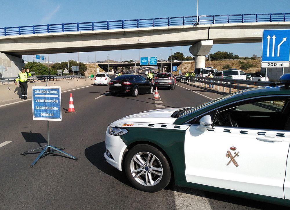 La DGT advierte de que habrá controles intensivos de alcohol y drogas durante esta semana