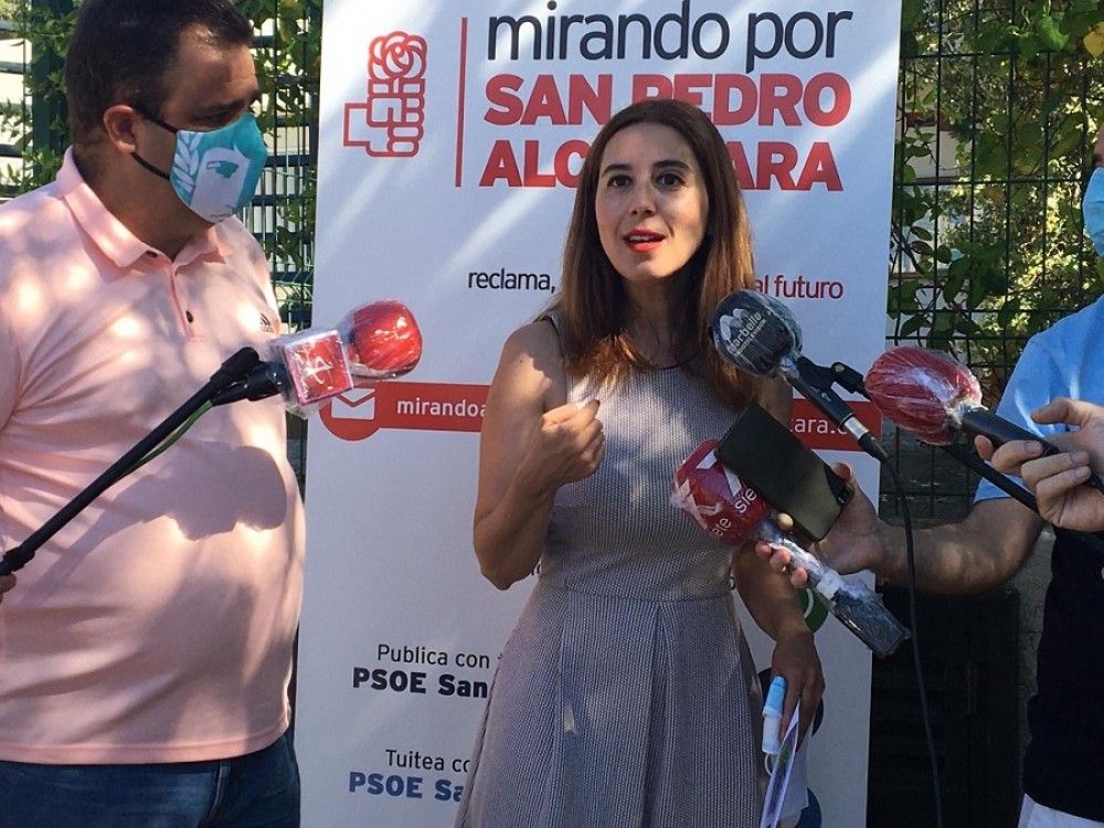 El PSOE acusa a la Junta de Andalucía de recortes y privatizaciones en la educación