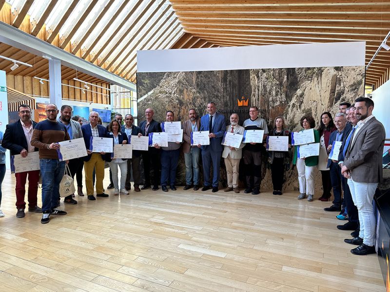 Veinticuatro empresas del entorno del Caminito del Rey reciben el distintivo de Compromiso de Calidad Turística’