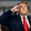 <p style="text-align: justify;">El presidente estadounidense Donald Trump dijo que Steve Witkoff y Jared Kushner llevan consigo una propuesta destinada a poner fin al conflicto en Ucrania. Los enviados presidenciales han llegado a Moscú esta mañana de sábado.</p>
 
<p style="text-align: justify;">“Envié a Steve Witkoff y a Jared Kushner, dos excelentes negociadores. Han hecho un trabajo magnífico. Los enviamos para ver si podíamos llegar a un acuerdo”, declaró el presidente estadounidense a los periodistas en el Despacho Oval, informa la agencia oficial de noticias rusa Sputnik.</p>
<p style="text-align: justify;">“Hay muchas posibilidades de que lo hagamos”, añadió Trump, aclarando que los dos enviados presidenciales estadounidenses llevan consigo una propuesta para resolver el conflicto de Ucrania.</p>
<p style="text-align: justify;">Trump también afirmó que la propuesta&nbsp;no era nueva.</p>
<p style="text-align: justify;">Horas antes, el portavoz del Kremlin, Dmitry Peskov, declaró que&nbsp;Rusia sigue dispuesta a avanzar hacia una solución pacífica&nbsp;, mientras que Estados Unidos continúa demostrando buena voluntad en sus esfuerzos de mediación.</p>
<h3>Reunión en el aeropuerto</h3>
<p>Sputnik continúa informando de que Kirill Dmitriev, director del Fondo Ruso de Inversión Directa y enviado especial del presidente, se ha reunido esta mañana con los negociadores estadounidenses en el aeropuerto de Vnukovo.</p>
<p>El presidente ruso Vladimir Putin declaró el martes que Rusia sigue abierta al diálogo y que los representantes de la Casa Blanca son "&nbsp;siempre bienvenidos&nbsp;" en Rusia.</p>