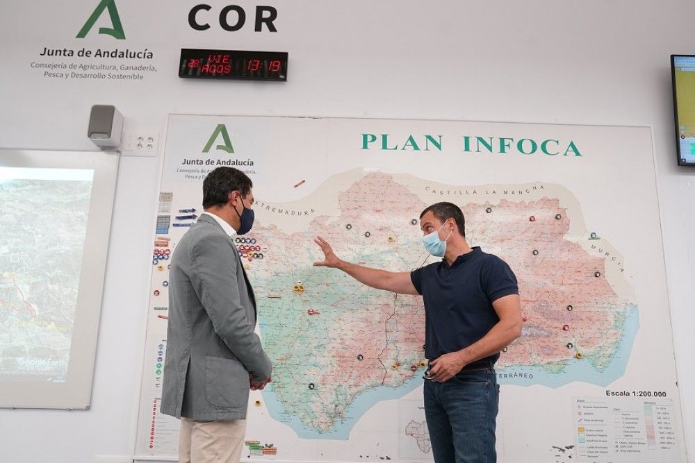 El presidente andaluz pide prudencia ante un fin de semana con alto riesgo de incendios