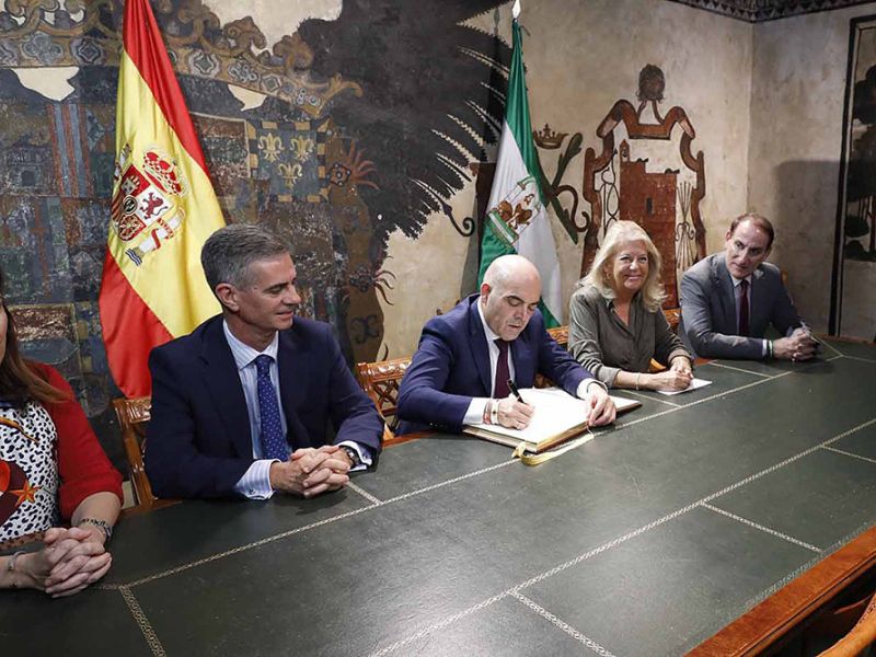 El presidente de ATA destaca que el número de autónomos y la creación de empresas aumenta en Marbella cinco veces más que a nivel nacional