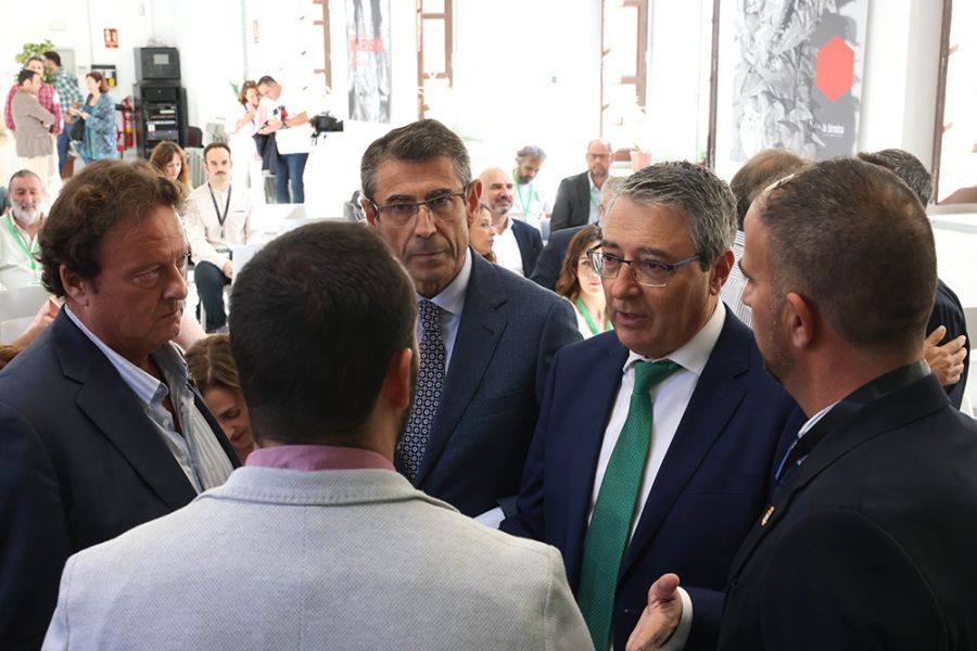 La Diputación premia buenas prácticas empresariales en el V Encuentro Gran Senda de Málaga