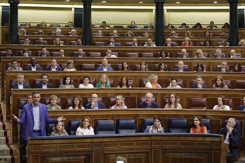 El Gobierno destinará hasta final de año unos 30.000 millones de euros para proteger las rentas de la clase media