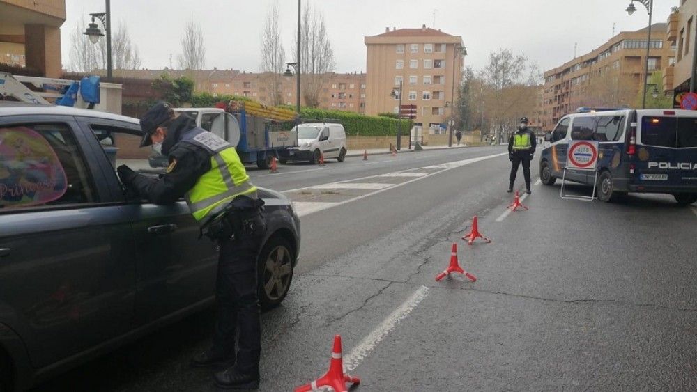 Seis sancionados en Torremolinos que se habían reunido para celebrar una fiesta