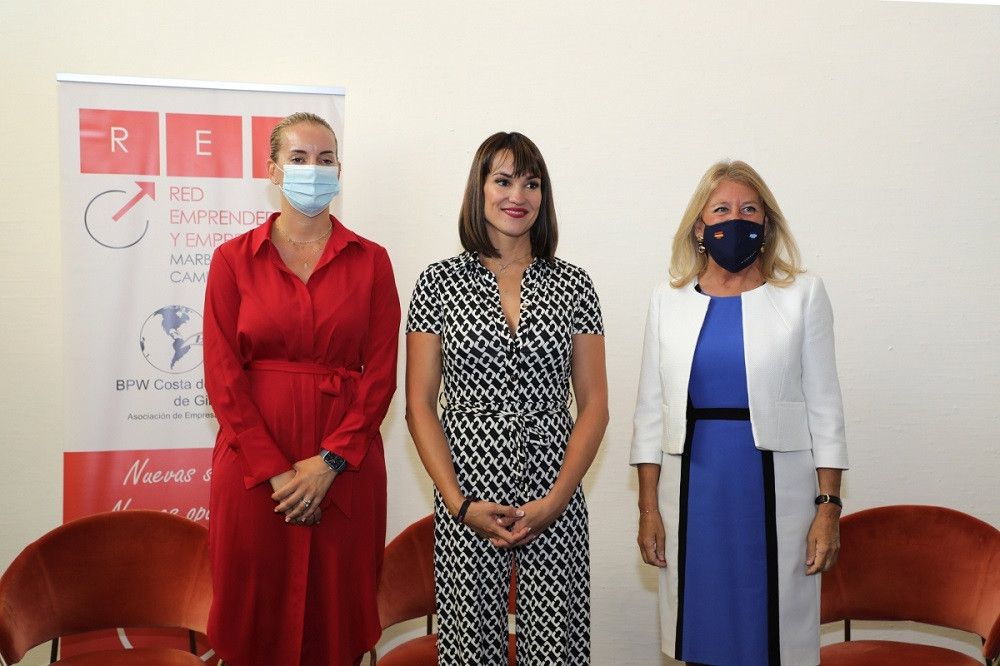 Irene Villa ha ofrecido una ponencia en un acto de la Red de Mujeres Empresarias