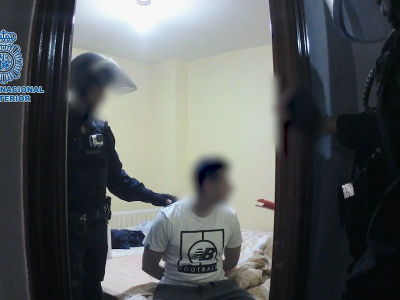 La Policía Nacional detiene al único miembro de un clan dedicado a alunizajes y butrones que aún se encontraba fugado de la Justicia
